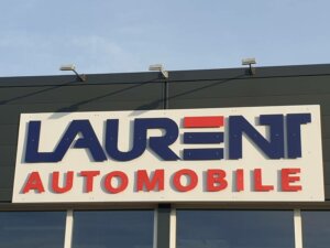 03 Laurent Automobile commerces St Pourcain
